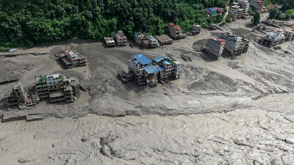 Deslizamiento de tierra en Nepal