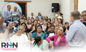 Alcaldía de Comayagua entrega bono estudiantil a jóvenes de educación básica y media